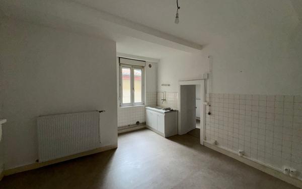 Appartement à vendre    7 pièces • 218 m2 Bar-le-Duc