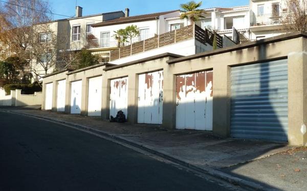 Stationnement à louer    12 m2 Périgueux
