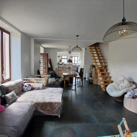 Vente Maison de village 5 pièces 124 m2 à Angerville