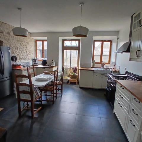Vente Maison de village 5 pièces 124 m2 à Angerville