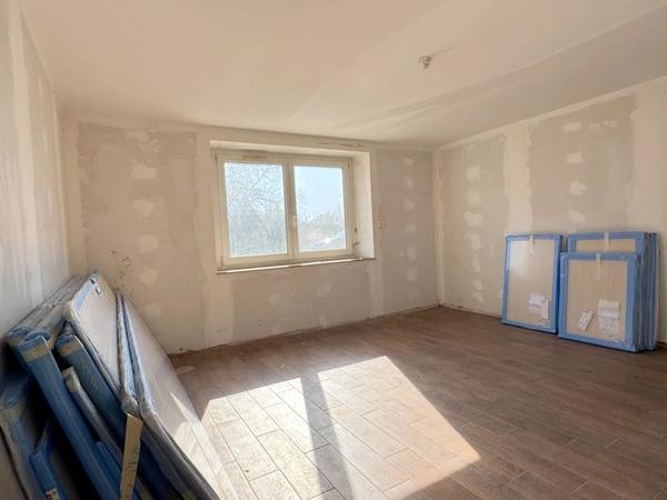 Maison de 200 m² - 7 pièces - DPE A