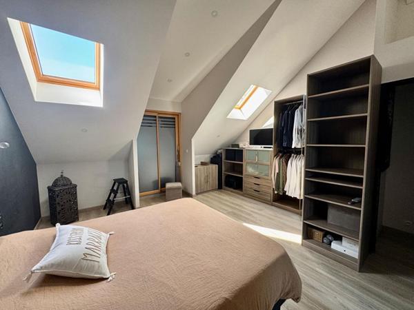 Maison moderne ,125m2, 3 chambres ,2 terrasses, cour, garage  Quartier HENRIVILLE AMIENS