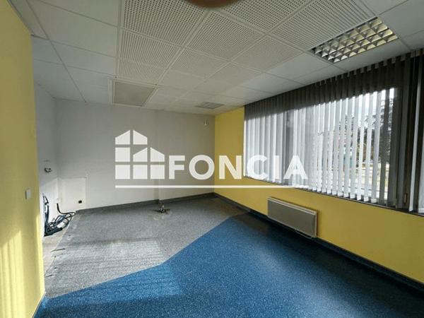 Location Local commercial 3 pièces - Rouen 76420