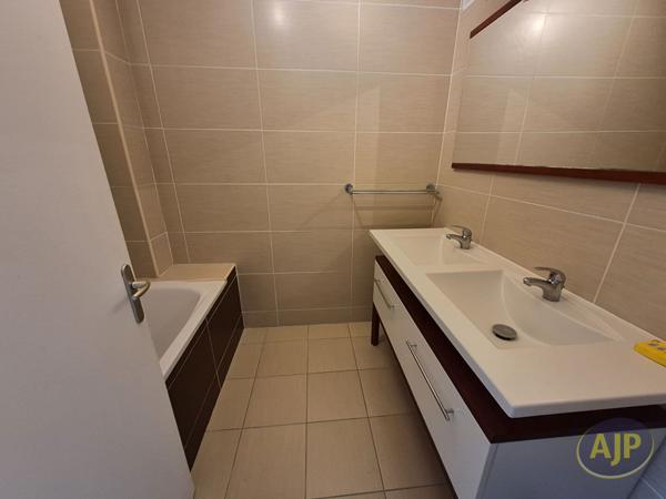Location appartement Nantes : 969 € - AJP Immobilier Rezé