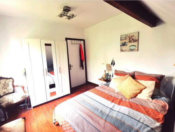 Maison
         5 pièces
        - 122 m² 335 000 € *