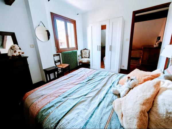 Maison
         5 pièces
        - 122 m² 335 000 € *