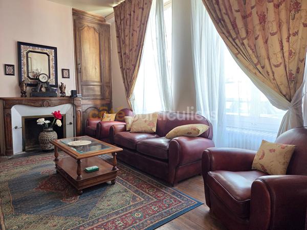 Vente
                Maison353 m² - 12 Pièces -
                    CHATEAUNEUF SUR LOIRE (45110)