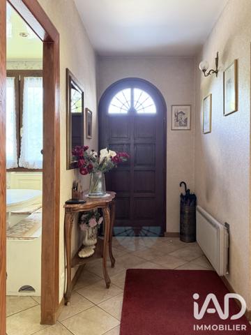 Maison à vendre 7 pièces 176 m² Pont-Sainte-Marie