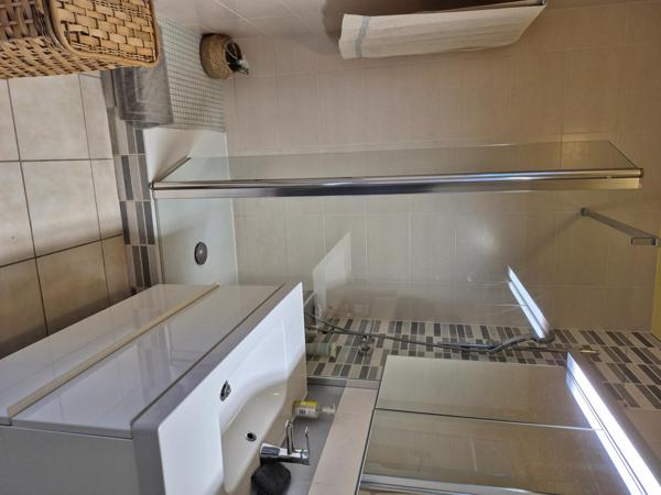 Charmant appartement T4 avec garage dans résidence sécurisée