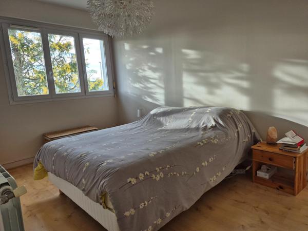 Charmant appartement T4 avec garage dans résidence sécurisée