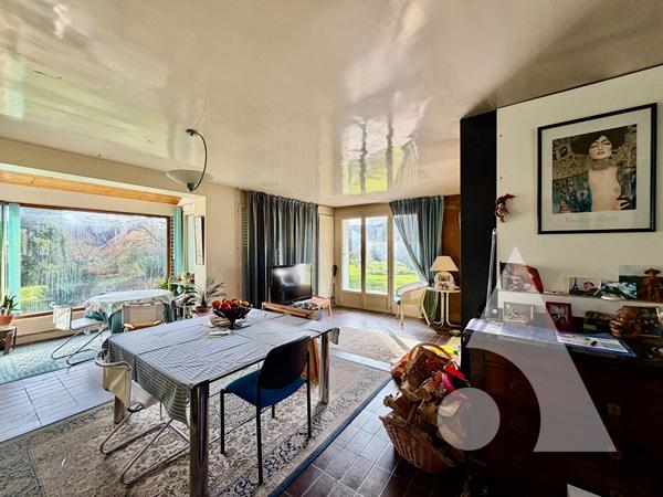 Maison 8 pièces 235 m2