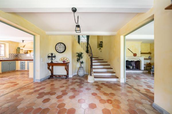 Grasse Saint Mathieu - Magnifique propriété composée de 2 maisons en pierre avec piscine