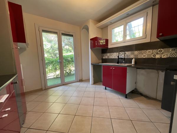 Maison 11 pièces - 215 m²