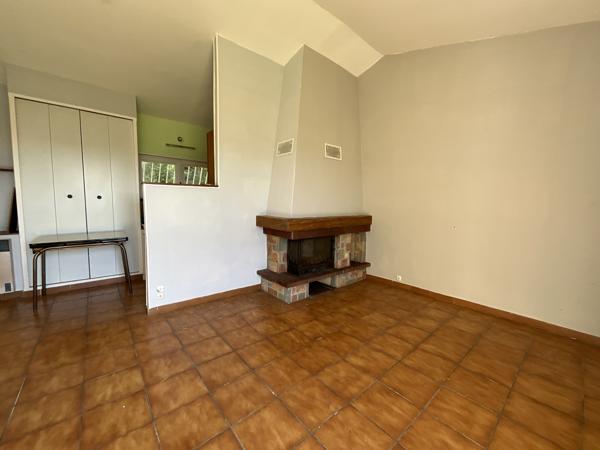 Maison 11 pièces - 215 m²