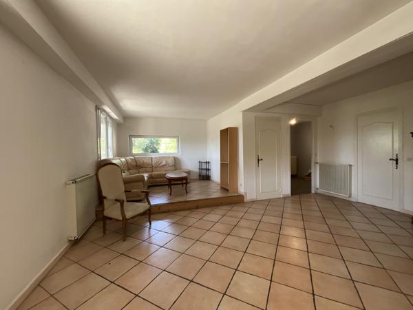 Maison 11 pièces - 215 m²