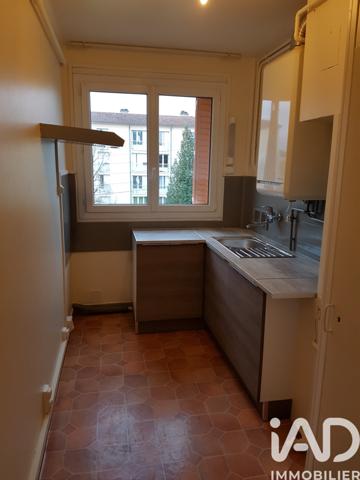 Location appartement 2 pièces 39 m² Châlons-en-Champagne