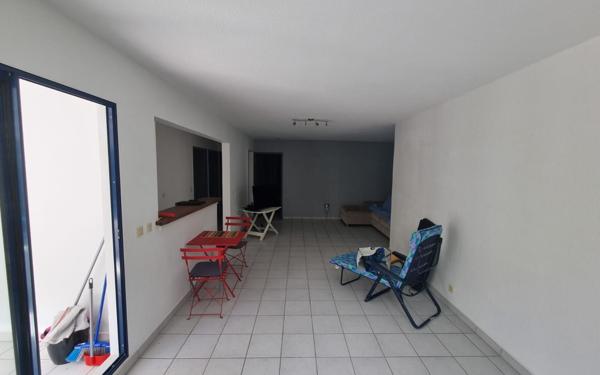 Appartement à vendre    3 pièces • 75,40 m2 Le Gosier