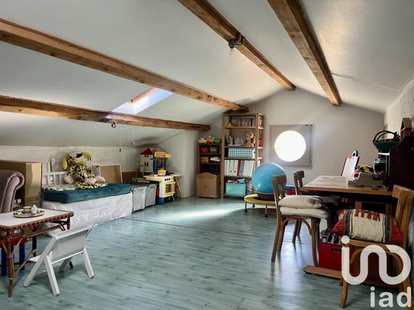 Maison 9 pièces de 200 m² à Alès (30100)