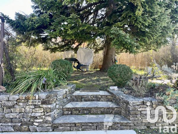 Maison 9 pièces de 200 m² à Alès (30100)