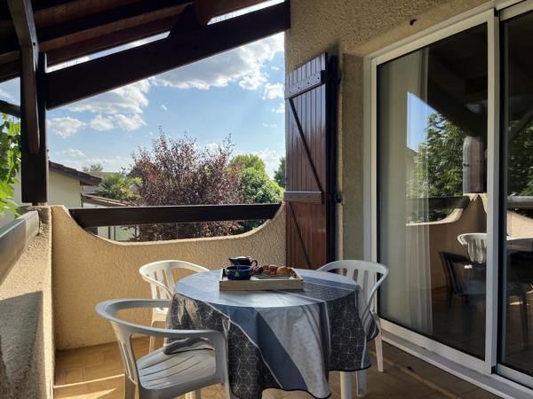 GENAS - MAISON 121 m² 4 CHAMBRES - TERRAIN ARBORE 710 m²