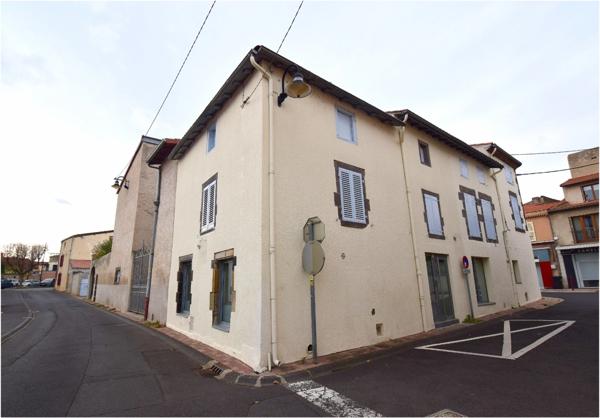Immeuble 122m² en plein centre ville de Pont-du-Château