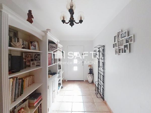 Maison spacieuse – 182 m²  – avec piscine, garages, carport, potentiel locatif.