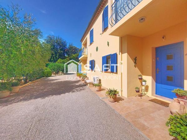 Maison spacieuse – 182 m²  – avec piscine, garages, carport, potentiel locatif.