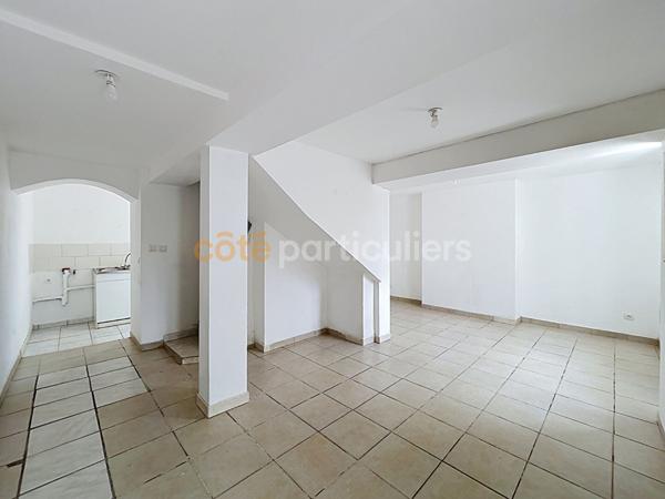 Vente
                Maison62 m² - 3 Pièces -
                    CAUDEBEC LES ELBEUF (76320)