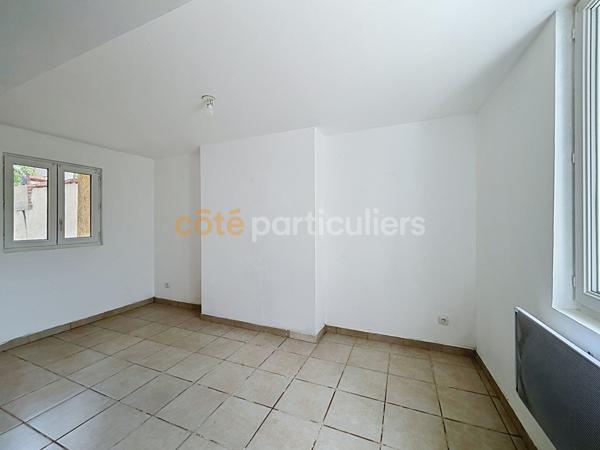 Vente
                Maison62 m² - 3 Pièces -
                    CAUDEBEC LES ELBEUF (76320)