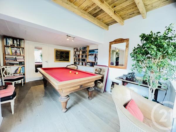 Maison à vendre  8 pièces - 166,30 m 2   FOURAS  - 17