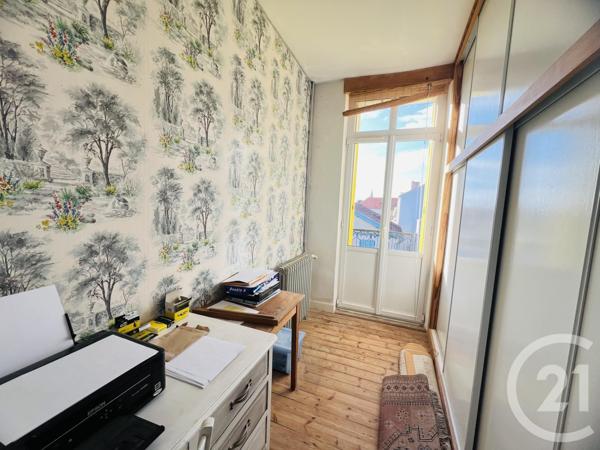 Maison à vendre  8 pièces - 166,30 m 2   FOURAS  - 17