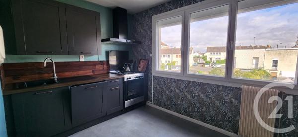 Appartement T4 à vendre  4 pièces - 94 m 2   ABBEVILLE  - 80