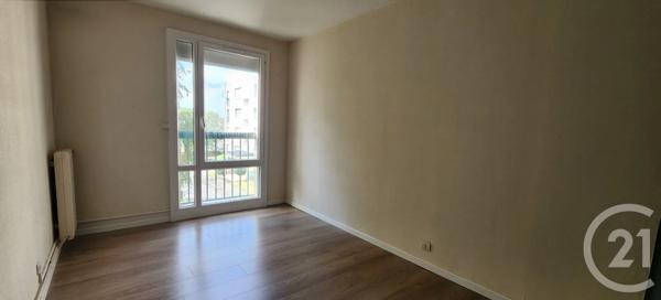 Appartement T4 à vendre  4 pièces - 94 m 2   ABBEVILLE  - 80