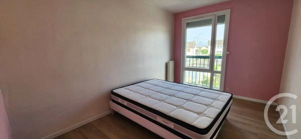 Appartement T4 à vendre  4 pièces - 94 m 2   ABBEVILLE  - 80