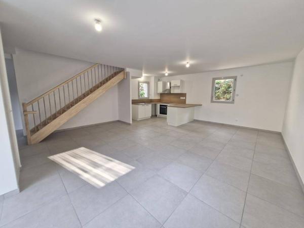 Maison 5 pièces                                        - 38300 Bourgoin-Jallieu Réf : 4811