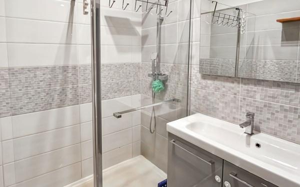 Maison à vendre    3 pièces •  Lacroix-Saint-Ouen