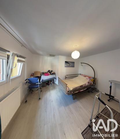 Maison à vendre 7 pièces 121 m² Estrées-Saint-Denis