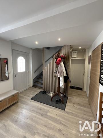Maison à vendre 7 pièces 121 m² Estrées-Saint-Denis