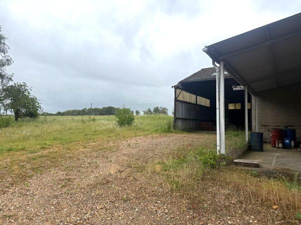 Location / Local Industriel / Bâtiment à Breteuil (27160)