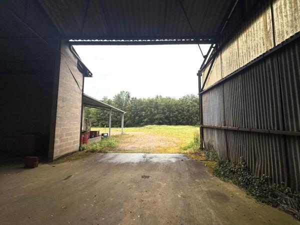 Location / Local Industriel / Bâtiment à Breteuil (27160)