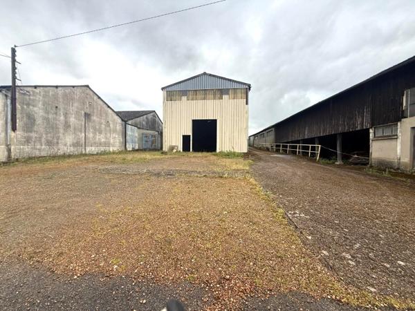 Location / Local Industriel / Bâtiment à Breteuil (27160)
