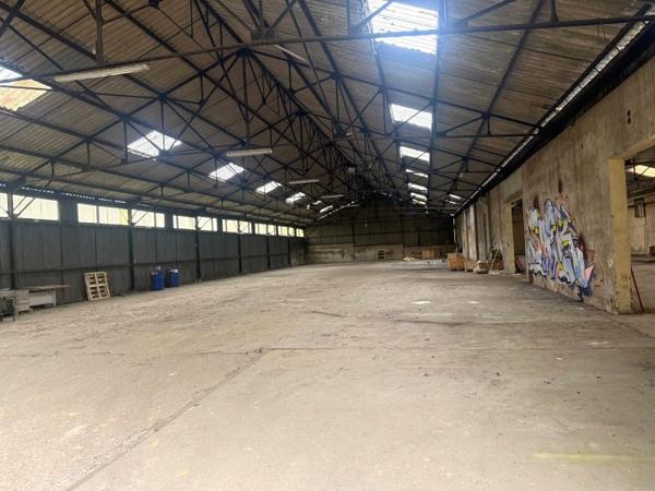 Location / Local Industriel / Bâtiment à Breteuil (27160)