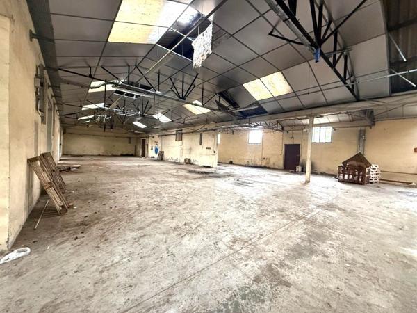 Location / Local Industriel / Bâtiment à Breteuil (27160)