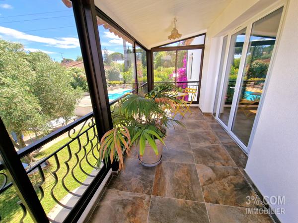 Grande villa de 260m² rénovée avec piscine Puget-sur-Argens (83480)