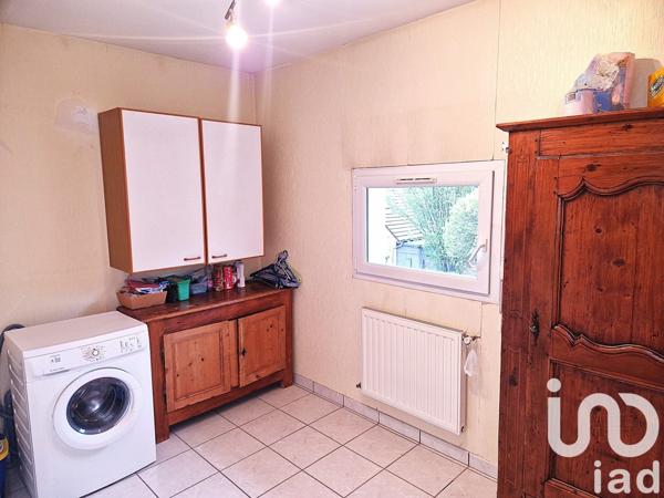 Maison traditionnelle 6 pièces de 170 m² à Pin (70150)