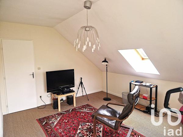 Maison traditionnelle 6 pièces de 170 m² à Pin (70150)