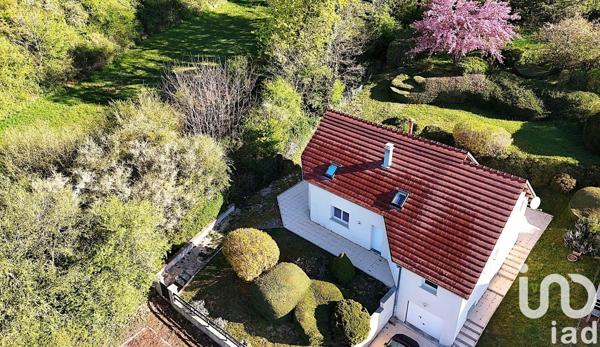 Maison traditionnelle 6 pièces de 170 m² à Pin (70150)