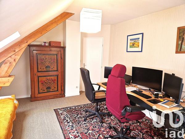 Maison traditionnelle 6 pièces de 170 m² à Pin (70150)