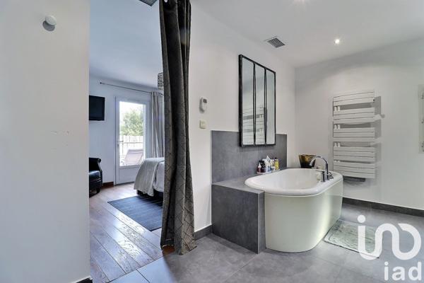 Maison à vendre 5 pièces 182 m² Ceyreste