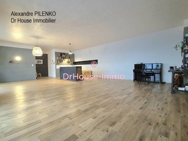 Immeuble à vendre 11 pièces de 360 m²